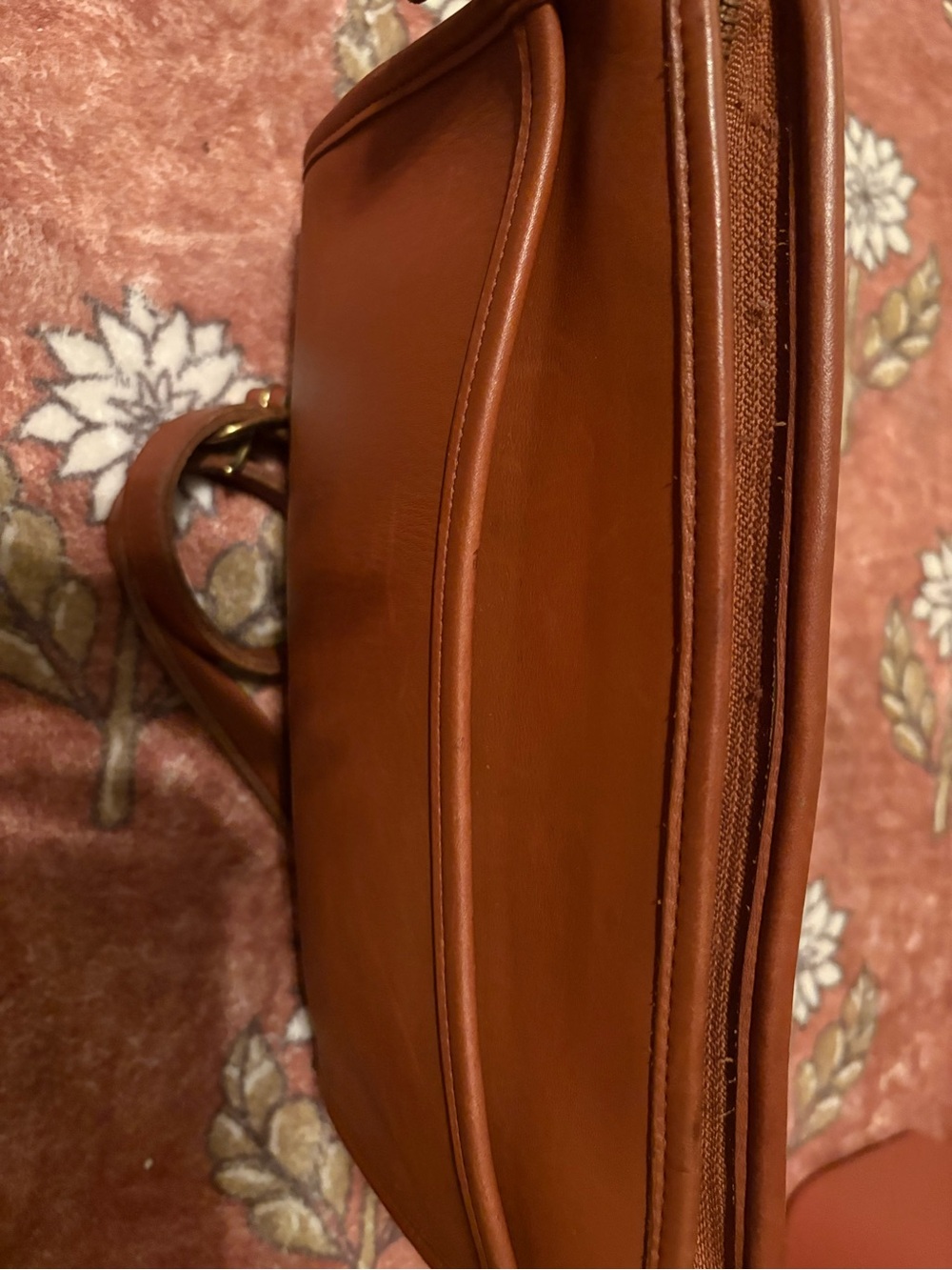 Coach Vintage Station Bag 9944 British Tan Leather Crossbody - Picture 4 of 16